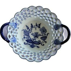 2 JOWA Deutschland Germany Delft Blue Floral Decorative Handles Bowl Reticulated